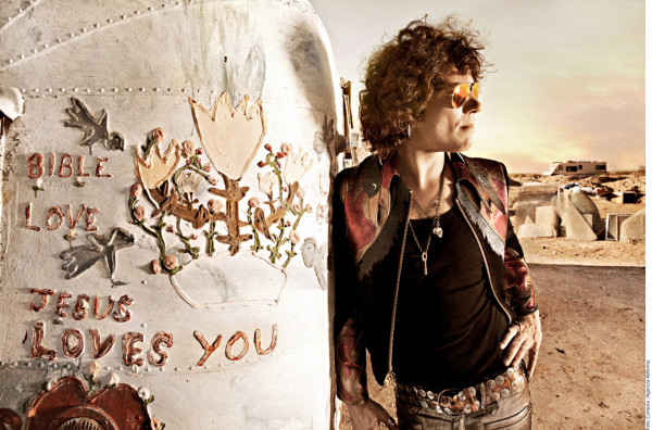 Enrique Bunbury llega a Honduras con 'Palosanto”