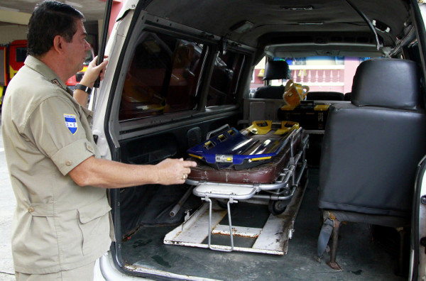 Bomberos sampedranos sin equipo ni personal para afrontar emergencias