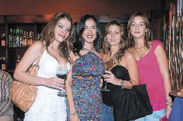 Noche con sabor añejo