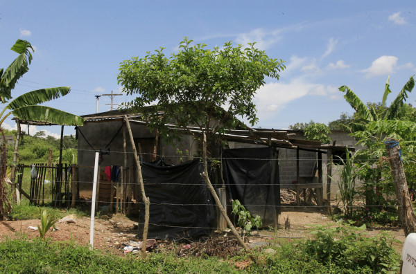 'Quisiera poder abrazar a mis hijos”: mujer atacada a machetazos