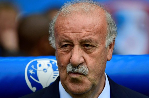 Vicente del Bosque deja su futuro en el aire tras fracaso de España