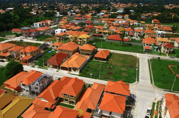 A más de 50,000 sampedranos les urge tener una casa