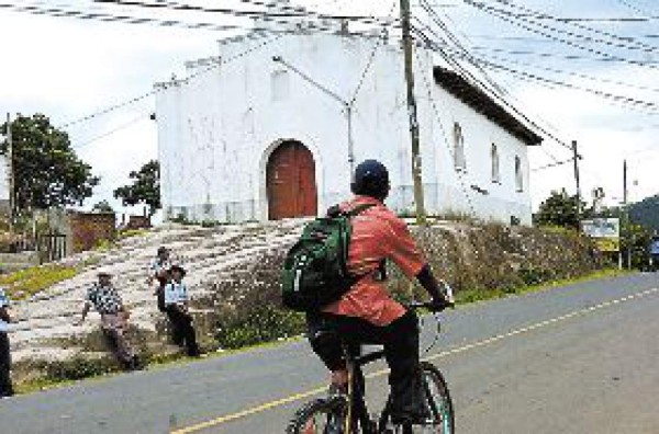Roban por segunda vez iglesia Santa Ana