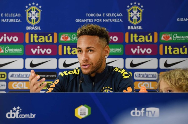 Neymar: todos los grandes futbolistas deberían jugar alguna vez en la Premier