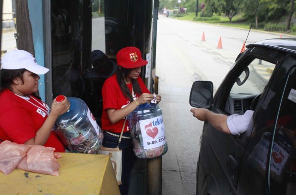 Voluntarios le ponen alma al arranque de la Teletón Honduras