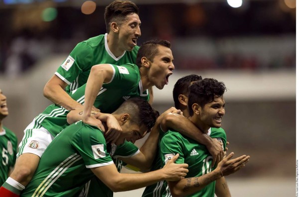 No perdonan al Tri en el Azteca