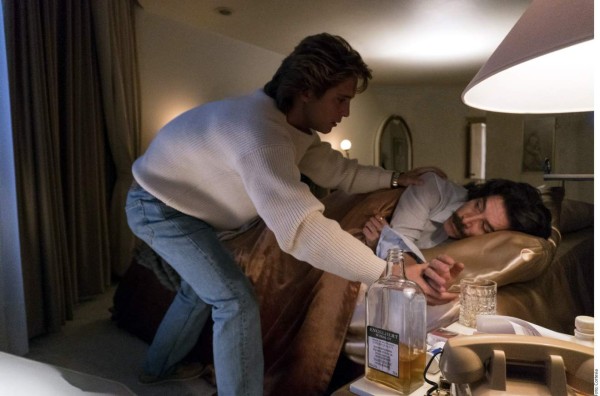 Excesos en el quinto capítulo de la serie de Luis Miguel