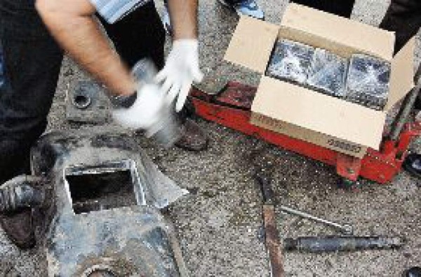 Apresan a motorista con 25 kilos de cocaína en Tela