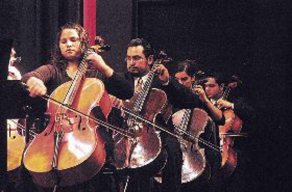 Inicia festival de contrabajistas