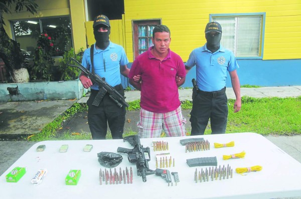 Lo capturan con armas y municiones en ﻿Atlántida