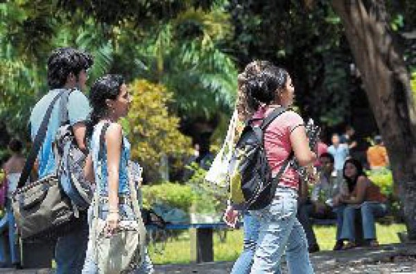 Abierta convocatoria a becas Fulbright