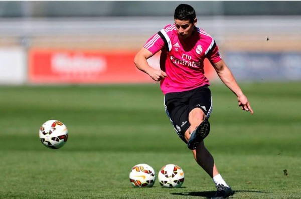 James Rodríguez será titular ante el Granada en su regreso