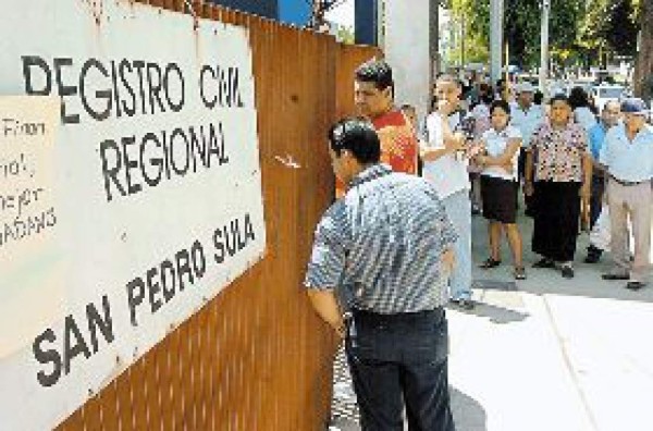 Continúa el paro indefinido en RNP