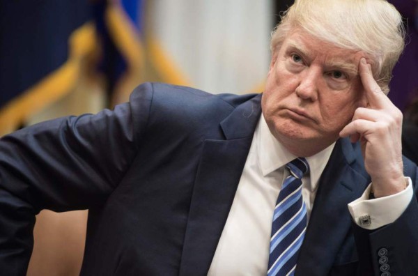 Los demócratas logran victoria legislativa contra plan de emergencia de Trump