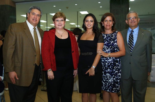 Jorge Bueso Arias es galardonado por Banco del País