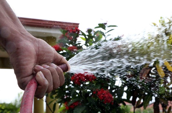 Investigan irregularidades en aumento a la tarifa de agua
