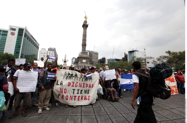 Hondureños en viacrucis de migrantes llegan a Ciudad de México