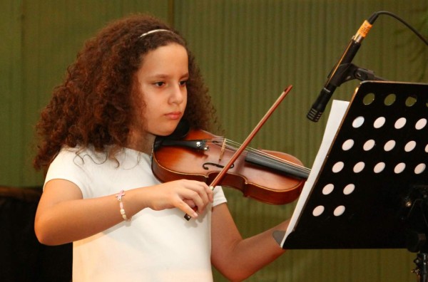 Rindieron tributo al romanticismo en San Pedro Sula