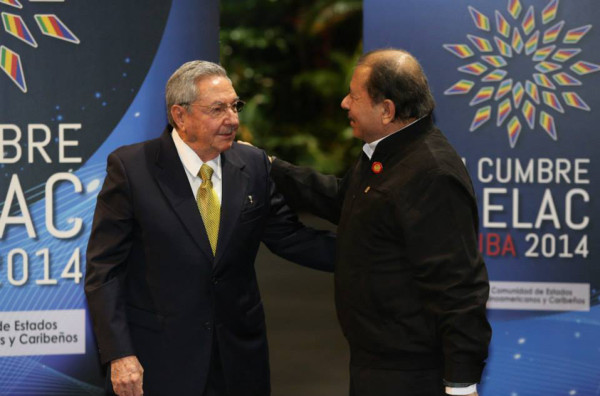 Cuba lanzó críticas a EUA en la Celac, que homenajeó a Chávez