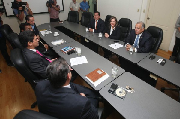 Tribunal Electoral podrá investigar fondos de campaña