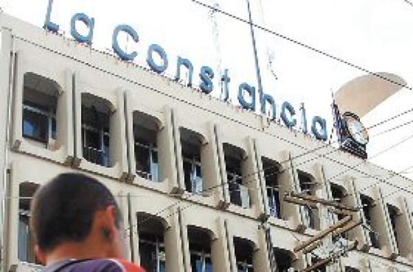 Banco Cuscatlán negocia compra de La Constancia