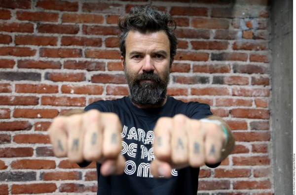 Vocalista de Jarabe de Palo queda libre de cáncer
