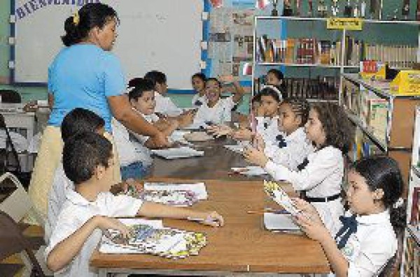 Retroceso en educación, regresa la escuela normal