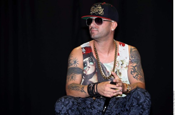 Wisin denuncia plagio de su nuevo disco