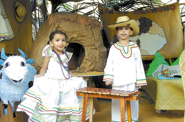 Todos por la hondureñidad