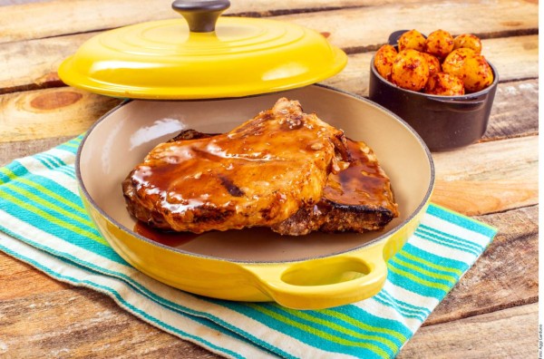 Cómo hacer chuletas agridulces con papas