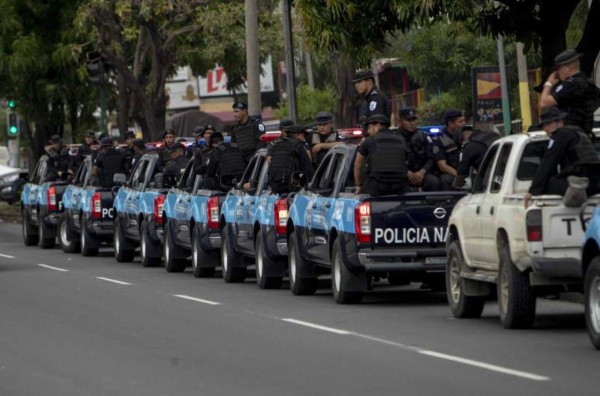 Cierran empresas por apoyar protestas opositoras