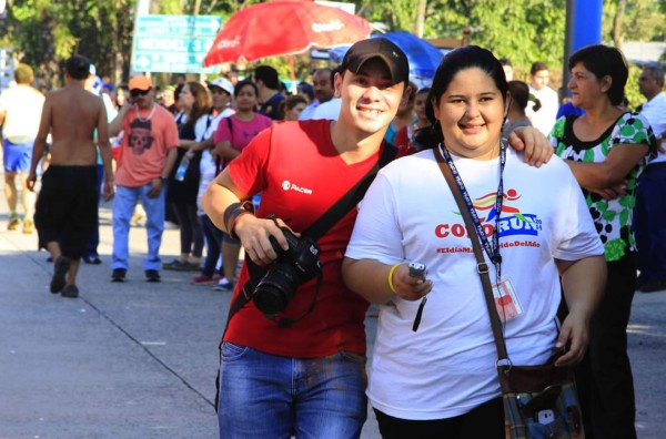 Colorun: Un éxito el día más colorido del año en Honduras