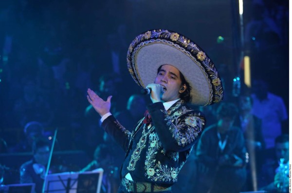 Alex Fernández habla sobre la recuperación de 'Chente': 'Mi abuelo es un guerrero'