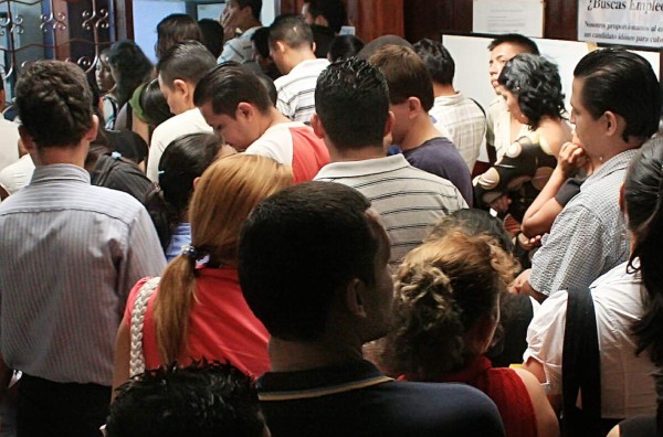 Falsos reclutadores ofrecen empleo para estafar a ciudadanos