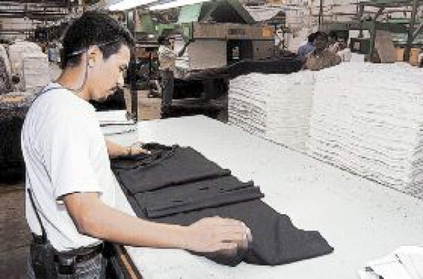 Devolverán aranceles pagados a empresarios