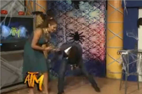 Conductora de Televisa es acosada y agredida por compañero