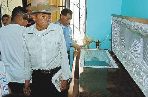 Ultiman a balazos a propietario de financiera