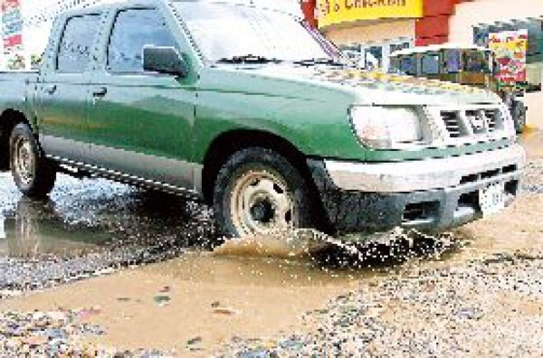 Se quejan por baches en la Tepeaca