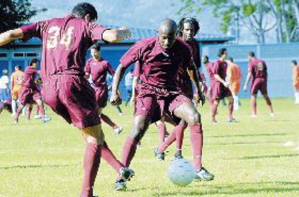 El campeón regresa a la rutina