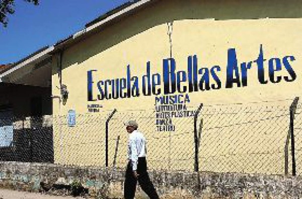 Apoyan arte y deportes