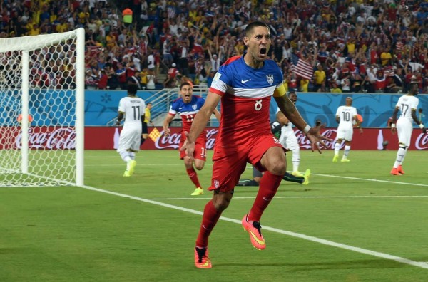Estados Unidos venció 2-1 a Ghana sobre el final del juego