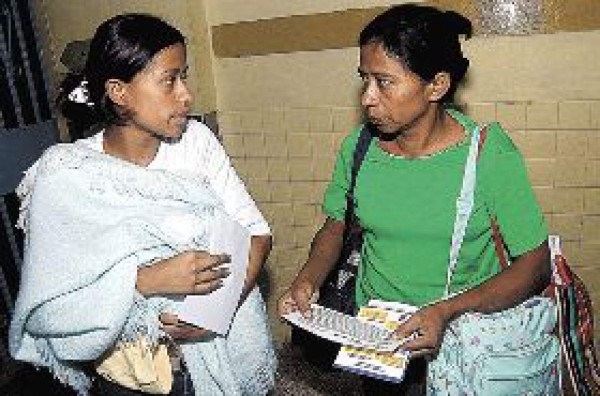 Denuncian negligencia médica en el Materno