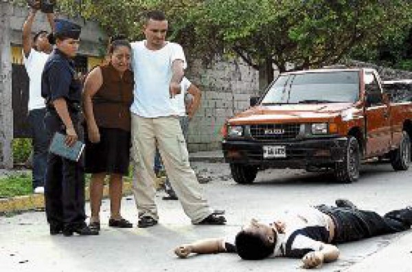 Ultiman en barrio Cabañas a dueño de fábrica de baterías