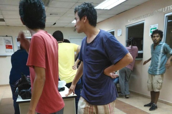 Dictan medidas sustitutivas a 15 miembros del MEU