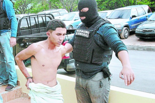 Involucran a mareros detenidos en operativo en crimen de taxista en Tegucigalpa
