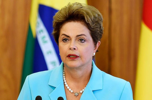 Dilma Rousseff 'indignada' por voto de impeachment en su contra