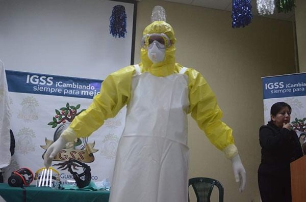 Soldados guatemaltecos serán aislados para evitar riesgo de ébola