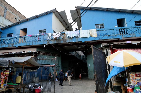 Arriesgan su vida por 50 lempiras la noche en el 'hotel del terror”