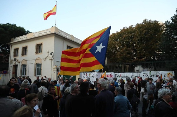 España 'chantajea” a Cataluña con elecciones