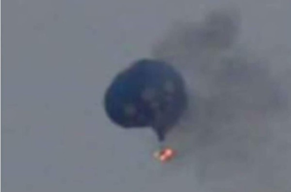 Dos muertos y un desaparecido tras explotar globo aerostático en Virginia